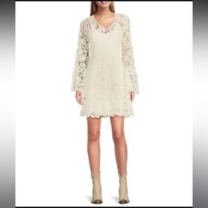 Scully size Large lace dress